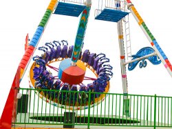 Giant Pendulum Swing Ride
